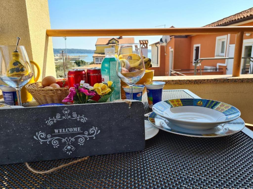 Apartments Manuel Novigrad Istria Exterior foto